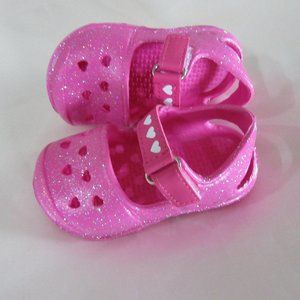 Toddler pink foam shoes new Size 5